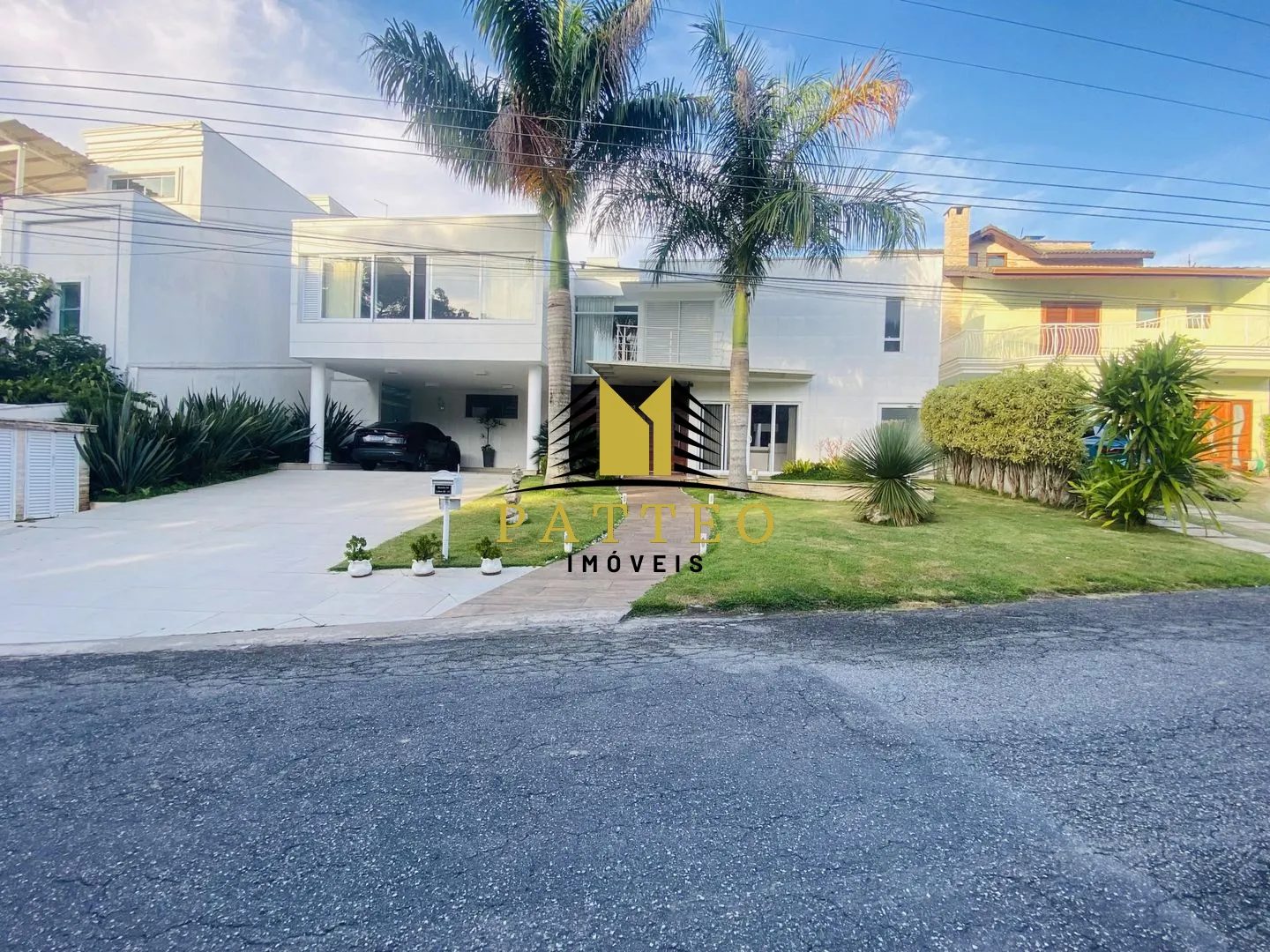 Casa em Condomínio em Parque Residencial Itapeti