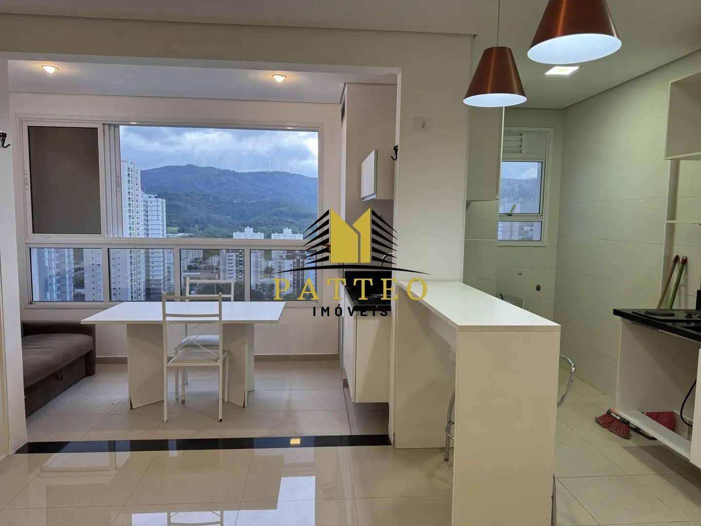 Apartamento em Loteamento Mogilar