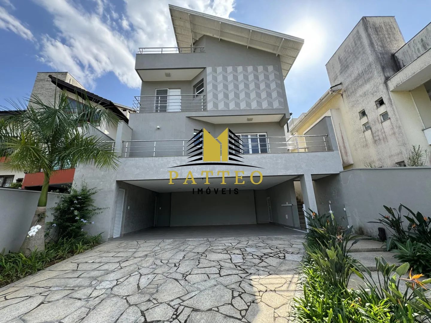Casa em Condomínio em Vila Oliveira