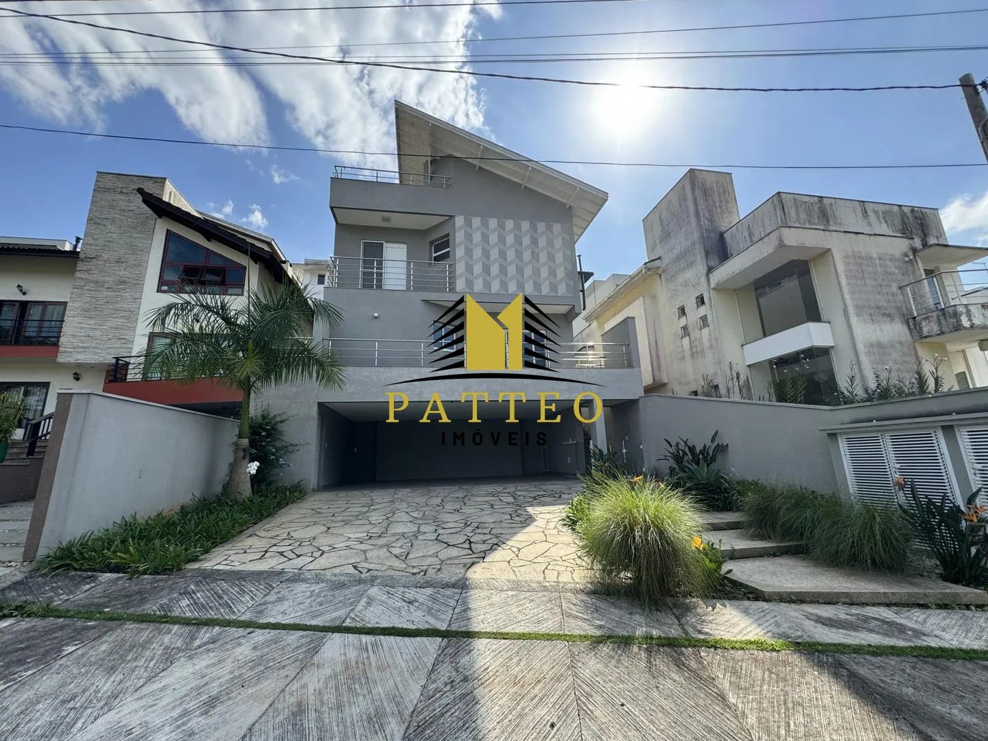 Casa em Condomínio à venda com 3 quartos, sendo 3 suítes, em Vila Oliveira, Mogi das Cruzes — foto 2